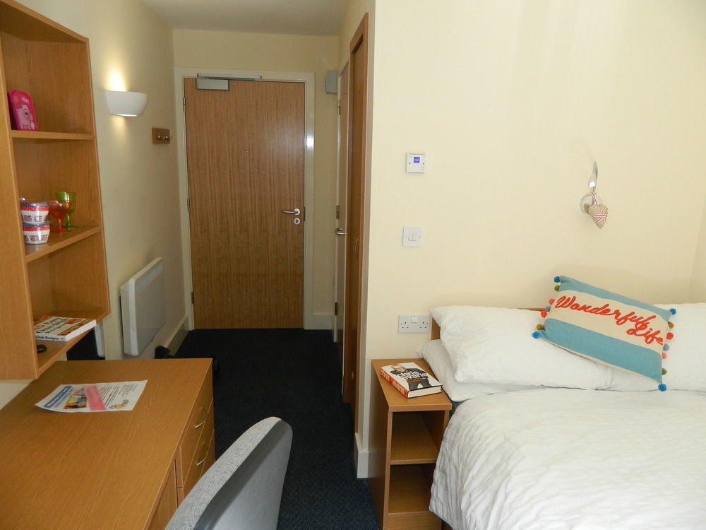 The Sidings Aparthotel เพนริน ภายนอก รูปภาพ
